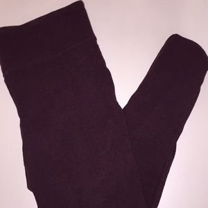 Burgundy, Capri, high waisted leggings.